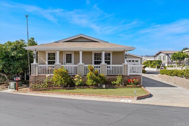 1930 W San Marcos Blvd, San Marcos CA: https://media.crmls.org/mediaz/f8b11932-7fb7-4d6d-9025-c29f6f12894a.jpg
