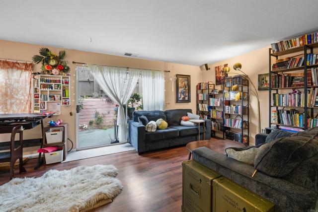 Home for Sale in Spring Valley