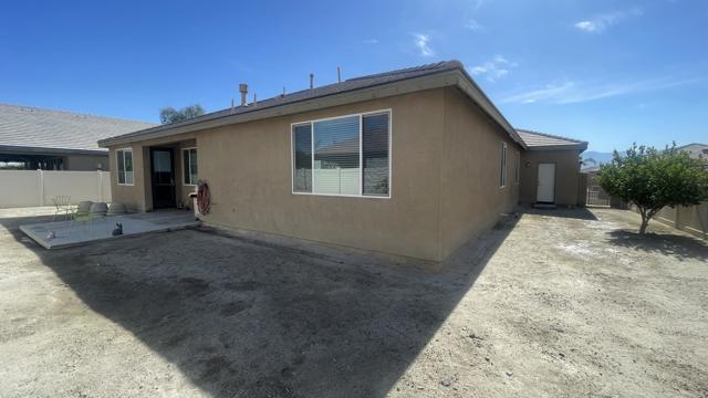 82982 Wheatley Court, Indio CA: https://media.crmls.org/mediaz/f8b268d1-27ec-43ef-8a59-d5abf91e27f9.jpg