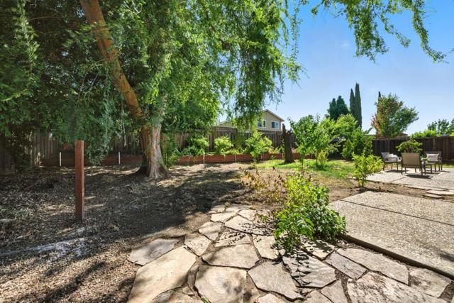 5241 Felicia Avenue, Livermore CA: https://media.crmls.org/mediaz/f8b30513-9baf-4263-8562-9561a97cc8db.jpg
