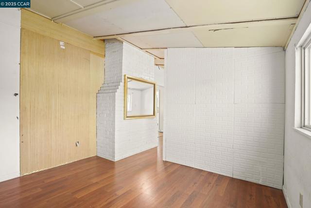 1561 Farm Bureau Rd, Concord CA: https://media.crmls.org/mediaz/f8b461ec-dc84-4d19-acd4-71428a549458.jpg
