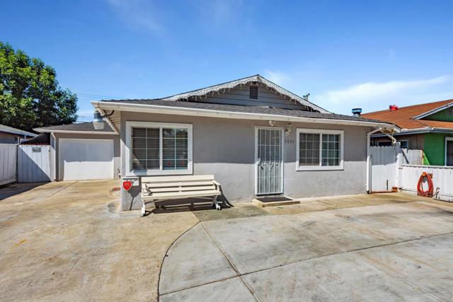 2631 Brahms Avenue, San Jose CA: https://media.crmls.org/mediaz/f8b4d926-6747-4a22-8db5-b9e0aa3532d0.jpg