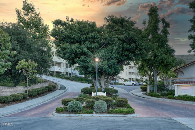Detail Gallery Image 2 of 59 For 2713 Antonio Dr #110,  Camarillo,  CA 93010 - 2 Beds | 2 Baths