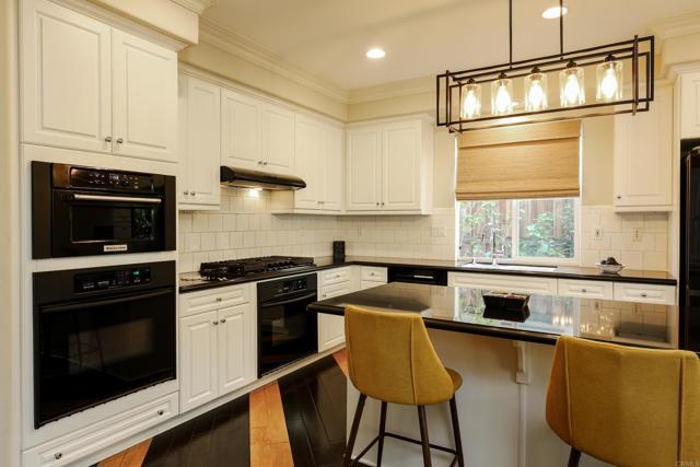 Detail Gallery Image 11 of 70 For 1595 Quiet Trail Dr, Chula Vista,  CA 91915 - 5 Beds | 3 Baths