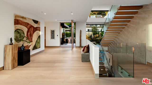Drew Fenton | 1600 Casale Road Pacific Palisades CA | MLS: 7196118