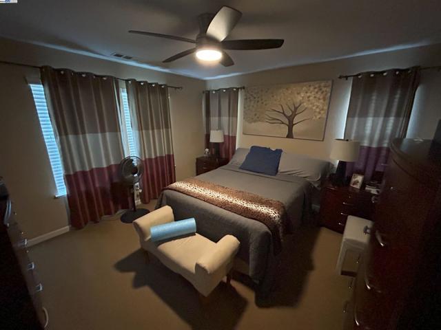 1279 Eucalyptus Dr, Vallejo CA: https://media.crmls.org/mediaz/f8b839bc-4ea9-4fb9-a858-124fd11690f8.jpg
