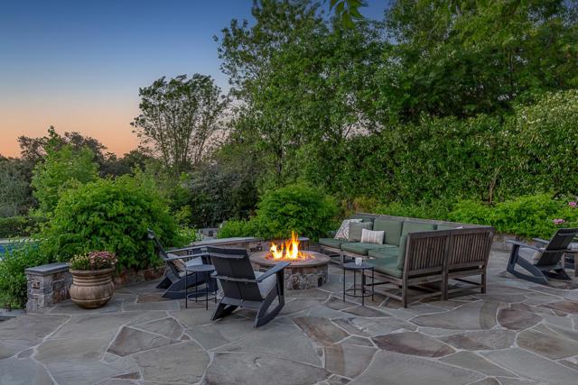 275 Eleanor Drive, Woodside CA: https://media.crmls.org/mediaz/f8b83ed6-f4be-48ed-b6a8-ef495336bdef.jpg