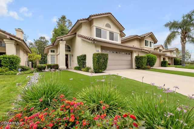 645 Overlook Road, Simi Valley CA: https://media.crmls.org/mediaz/f8b8818d-8f41-4909-a920-f7256c5972c2.jpg
