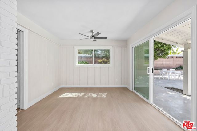 23414 Dolorosa Street, Woodland Hills CA: https://media.crmls.org/mediaz/f8b88b93-8563-4e86-9804-2d0b9a50da85.jpg