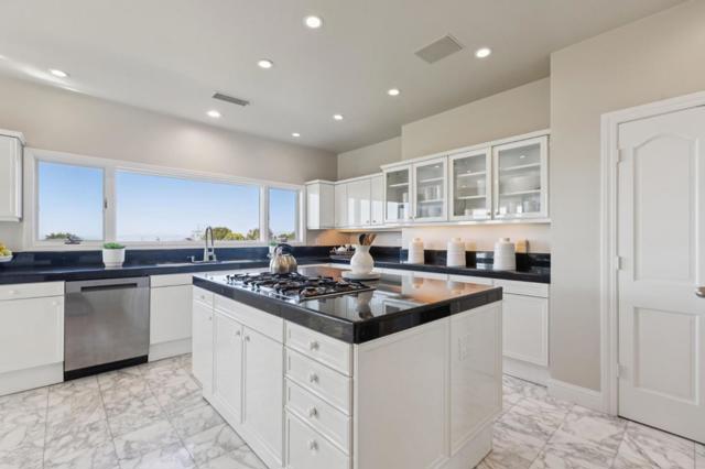 16383 Aztec Ridge Drive, Los Gatos CA: https://media.crmls.org/mediaz/f8b961a9-0d2b-411b-b81e-d823de85fec9.jpg