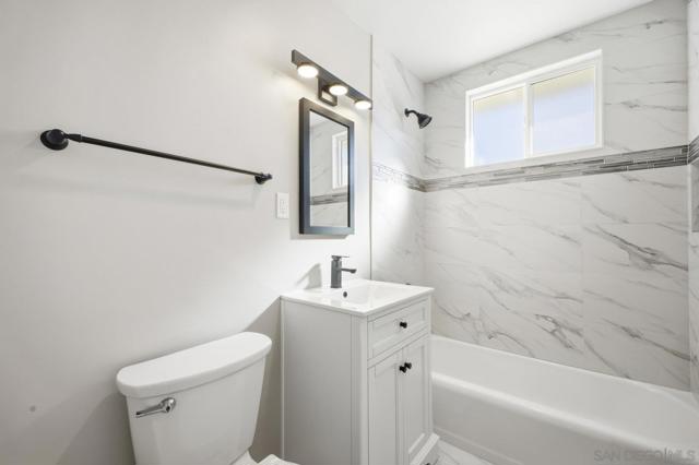 2990 Greyling Dr, San Diego CA: https://media.crmls.org/mediaz/f8b9af42-ccbc-435a-96a3-2b2821591576.jpg