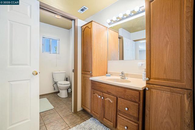 0 380 Pacifica Avenue, Bay Point CA: https://media.crmls.org/mediaz/f8b9e8da-5322-44ec-a9ee-00f74f8d9b7d.jpg
