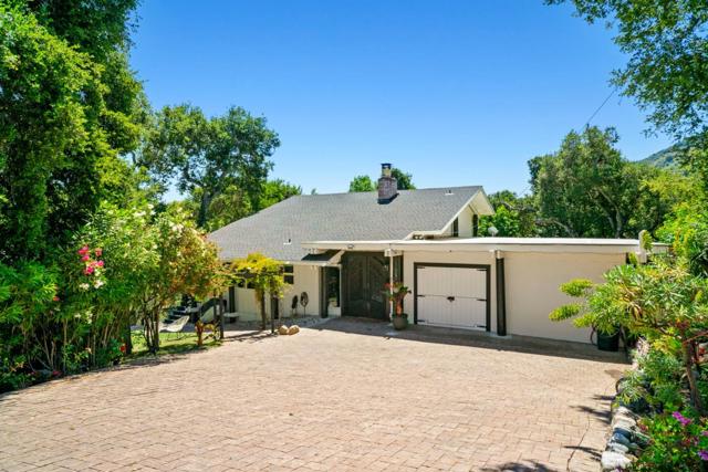 81 E Garzas Road, Carmel Valley CA: https://media.crmls.org/mediaz/f8ba13fe-efa7-48fb-8650-8947e60c6f16.jpg
