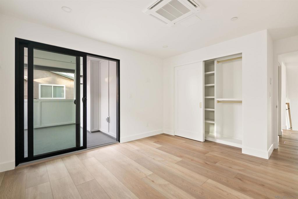 MLS #250041286SD image #16