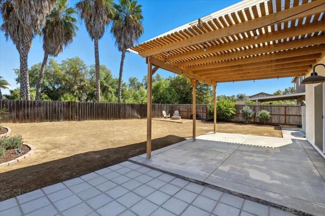 1796 Lindsley Park Drive, San Marcos CA: https://media.crmls.org/mediaz/f8be1ea6-88f0-4faf-9db6-8e4086b9d1de.jpg