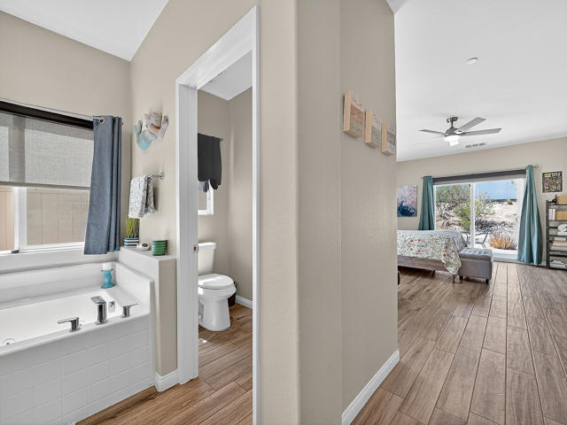 Image 21 of 40 For 64134 Van Horn Mountain Street