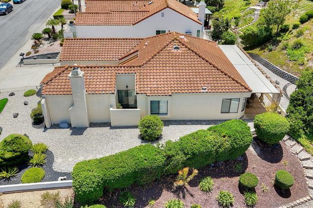 16078 AVENIDA AVEIRO, San Diego CA: https://media.crmls.org/mediaz/f8bf26dd-6aa8-4a6a-84fb-6fa12d11d2de.jpg