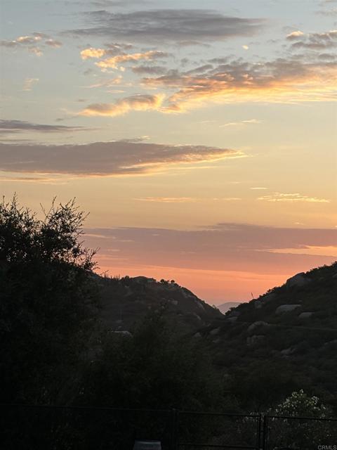 16526 GREEN VALLEY TRUCK TRAIL, Ramona CA: https://media.crmls.org/mediaz/f8c06b2a-f7a0-4769-aebb-4e9bcb02579e.jpg