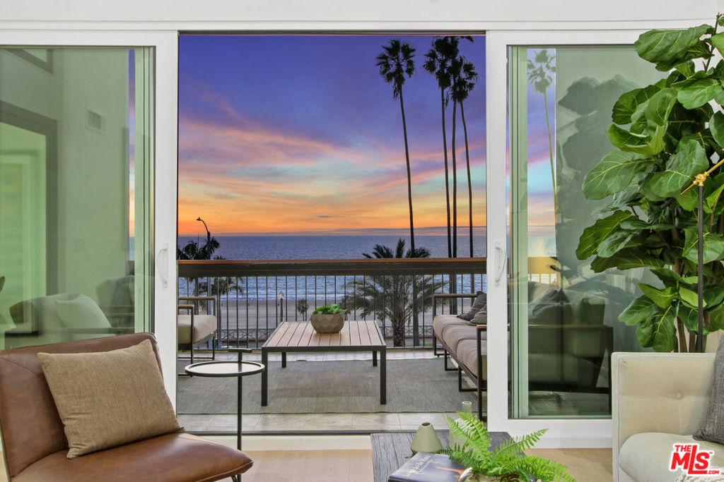 1025 Ocean Avenue #302