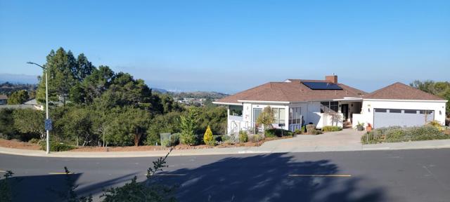 2612 Hallmark Drive, Belmont CA: https://media.crmls.org/mediaz/f8c1f9e0-d9fd-410e-9b0c-170f2db19b01.jpg