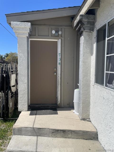 732 California Ave., Vista, California 92083, ,Multi-Family,For Sale,California Ave.,250032567SD