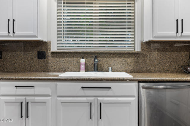 Detail Gallery Image 13 of 43 For 361 Plumas Ave, Ventura,  CA 93004 - 4 Beds | 2 Baths