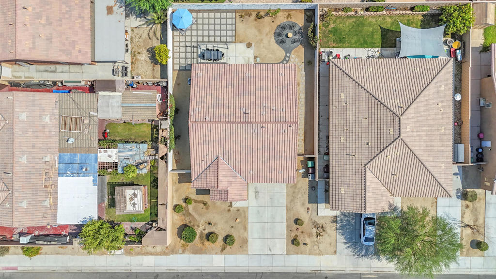 https://media.crmls.org/mediaz/f8c30883-5a52-4521-9f49-d9c87ba58cf1.jpg?preset=X-Large