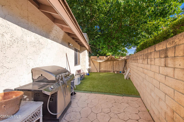 1122 Canterford Circle, Westlake Village CA: https://media.crmls.org/mediaz/f8c571dc-9610-4f48-84a8-7d930c4fabf0.jpg