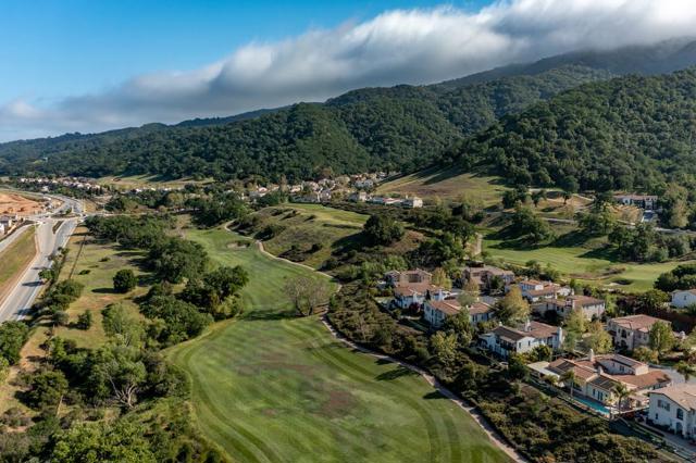 65056695 Eagle Ridge Court, Gilroy CA: https://media.crmls.org/mediaz/f8c620ae-2cc3-483a-9d33-45f6d23b6e30.jpg