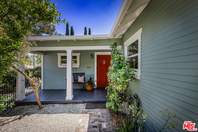 5928 Meridian Street, Los Angeles CA: https://media.crmls.org/mediaz/f8c638bf-d067-47e8-9e92-2ed346fca8d6.jpg