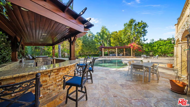 10801 Bothwell Road, Chatsworth CA: https://media.crmls.org/mediaz/f8c686fa-b7a9-4d31-99d8-5835ac152d00.jpg