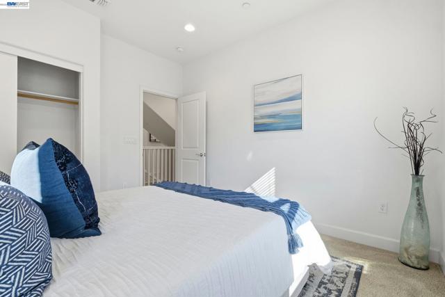 Image 14 of 44 For 8553 Schooner Way