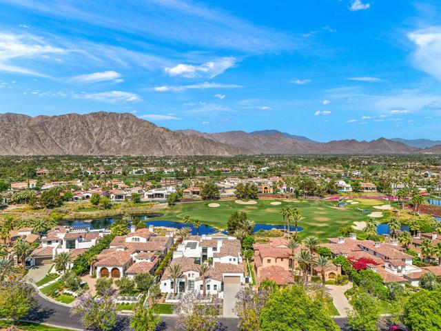 53603 Via Mallorca, La Quinta CA: https://media.crmls.org/mediaz/f8c7acc9-face-402d-9db1-b9886a418529.jpg