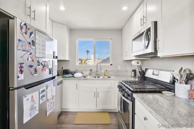 931 21st, San Diego CA: https://media.crmls.org/mediaz/f8c7ad95-39ff-4a96-be06-6940da4ccc8b.jpg