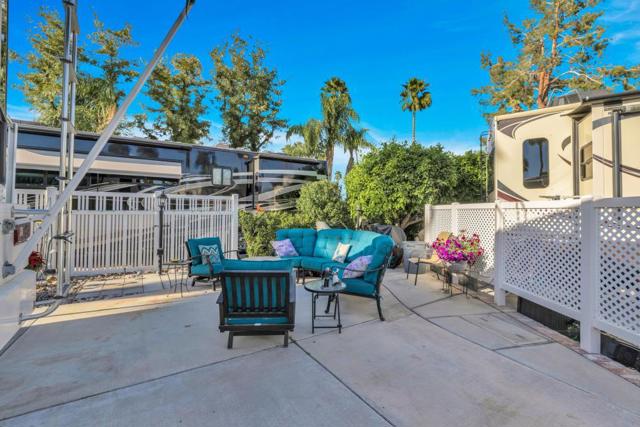 69411 Ramon Road, Cathedral City CA: https://media.crmls.org/mediaz/f8c86122-6135-4d8f-b4ca-c5d8f3b97fa8.jpg