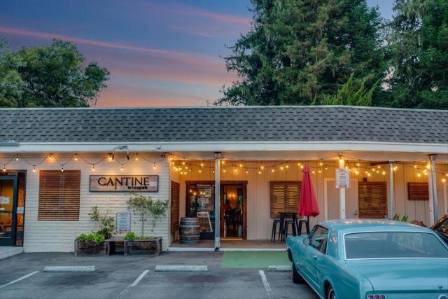 2001 Cathedral Drive, Aptos CA: https://media.crmls.org/mediaz/f8c94bd0-4b6a-47d3-a120-90cb37b4e0d4.jpg