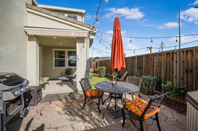 16715 Murphy Avenue, Morgan Hill CA: https://media.crmls.org/mediaz/f8c9b2af-80de-4f1b-88be-a067ef5d7294.jpg