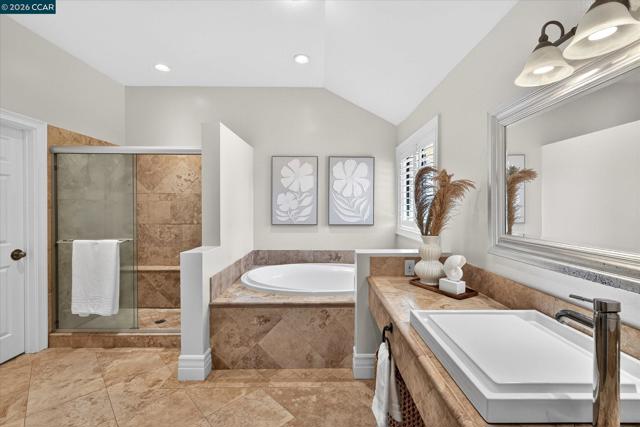 951 Redwood Dr, Danville CA: https://media.crmls.org/mediaz/f8ca0b6d-56f4-4a6b-9f24-e2bbaade026a.jpg