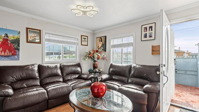 4764 Polk Avenue, San Diego CA: https://media.crmls.org/mediaz/f8ca51f8-2b05-44de-af39-574d649bfbbe.jpg