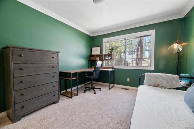 42729 Haupstrasse Drive, Big Bear CA: https://media.crmls.org/mediaz/f8cab67d-31ef-4ae3-b0a1-11642e9815a2.jpg