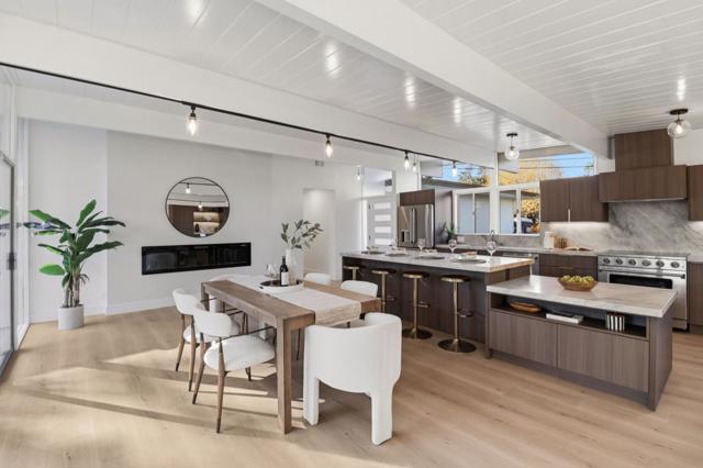 2275 Allegheny Way, San Mateo CA: https://media.crmls.org/mediaz/f8cacdfd-6adb-4424-bf5e-d0f24dd8d826.jpg