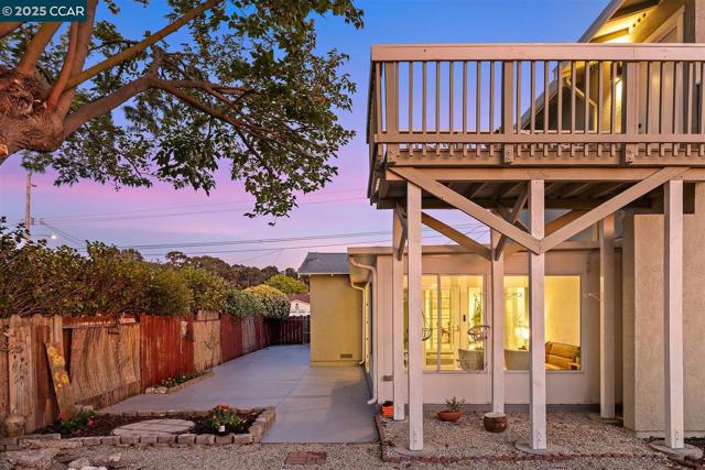 2283 Greenwich Rd, San Pablo CA: https://media.crmls.org/mediaz/f8cae87c-0fd2-4995-95b8-ea333ca75911.jpg
