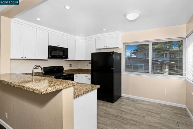 2634 Baldwin Ln, Walnut Creek CA: https://media.crmls.org/mediaz/f8cc0329-ba09-4d1b-83c1-ee2d07df9a09.jpg