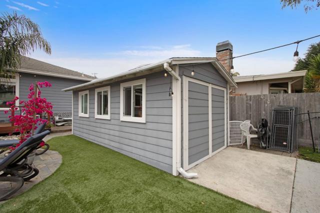 422 Montecito Avenue, El Granada CA: https://media.crmls.org/mediaz/f8ccd31e-2318-4ea9-bae9-f4e47f2f2ac2.jpg