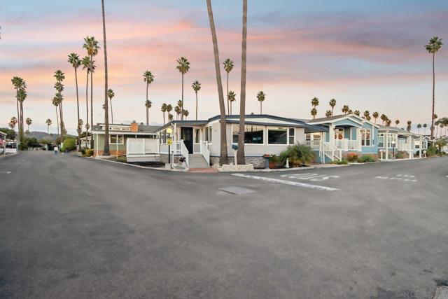 1215 Anchors Way Drive, Ventura CA: https://media.crmls.org/mediaz/f8cd3ab4-4f34-4670-82b2-93b060be259a.jpg