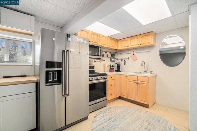 0 380 Pacifica Avenue, Bay Point CA: https://media.crmls.org/mediaz/f8cd8bef-7f5b-4b5d-99fa-0aa573e39ac5.jpg