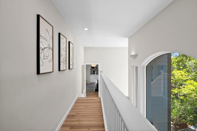 3554 Oak Knoll Drive, Redwood City CA: https://media.crmls.org/mediaz/f8cea875-ceb4-4e7f-bef8-71b5dbec0f19.jpg