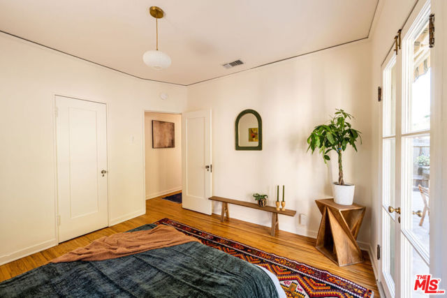 1117 N Avenue 64, Los Angeles CA: https://media.crmls.org/mediaz/f8cfa3ec-3d66-4f40-8c87-a20007f47cbe.jpg