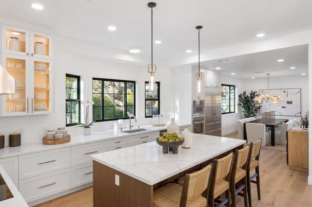 1476 Drake Avenue, Burlingame CA: https://media.crmls.org/mediaz/f8cfa924-4ad9-4f49-abc4-691760608a28.jpg