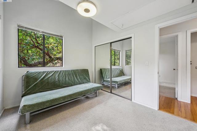 7171 HOMEWOOD DRIVE, Oakland CA: https://media.crmls.org/mediaz/f8d012e7-7030-488b-96df-3017d6461ceb.jpg